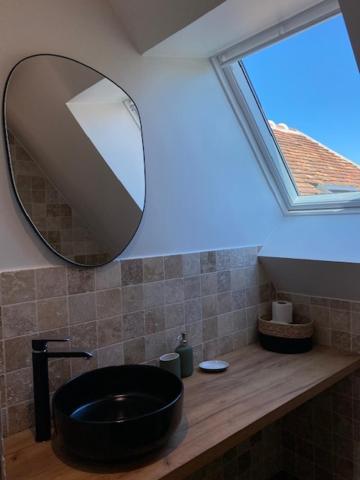 Chambres D'Hotes Du Bistrot Des Ecuries Cour-Maugis-sur-Huisne エクステリア 写真