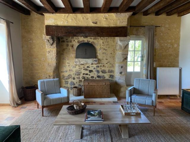 Chambres D'Hotes Du Bistrot Des Ecuries Cour-Maugis-sur-Huisne エクステリア 写真