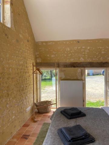 Chambres D'Hotes Du Bistrot Des Ecuries Cour-Maugis-sur-Huisne エクステリア 写真