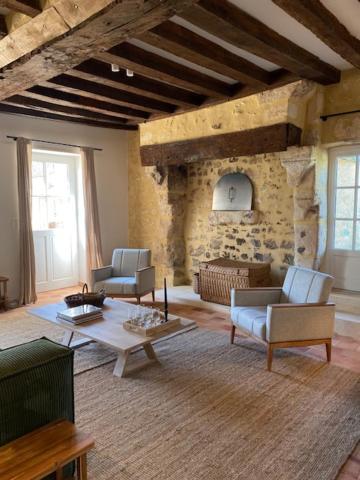 Chambres D'Hotes Du Bistrot Des Ecuries Cour-Maugis-sur-Huisne エクステリア 写真