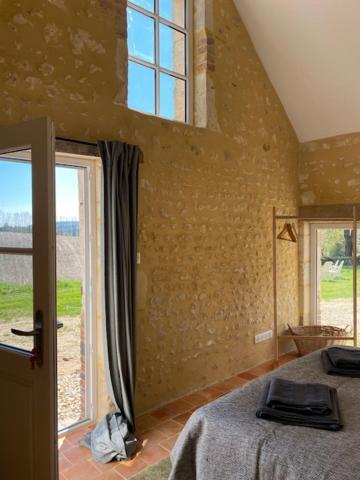 Chambres D'Hotes Du Bistrot Des Ecuries Cour-Maugis-sur-Huisne エクステリア 写真
